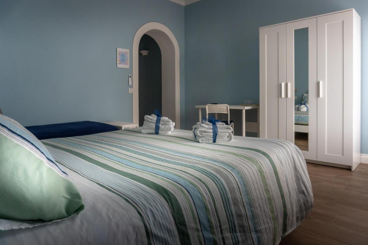 La Rosa Tra I Laghi B&B Meina Eksteriør billede